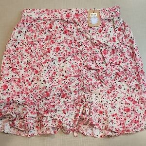 🩶Red and Pink Bubble Mini Skirt with Ruffled Smocked Design